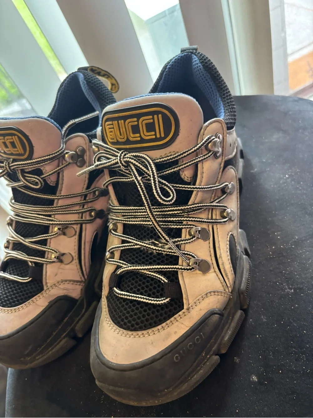 Authentic Men Gucci sneakers size 7